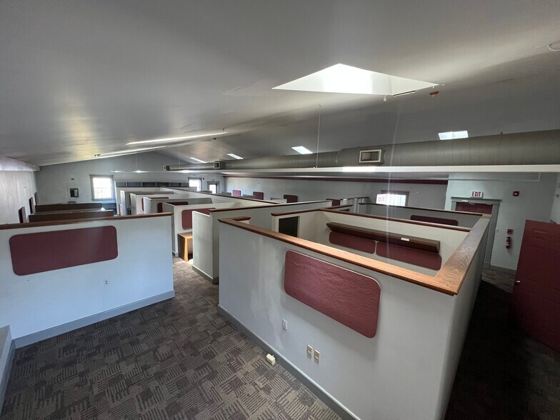 More Photos Of 7518-7526 Harford Rd, Baltimore Office For Lease