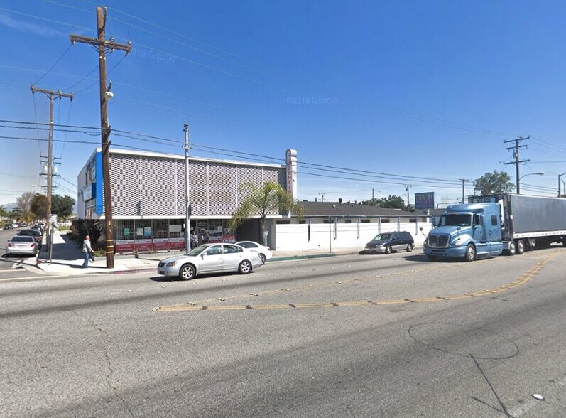 Primary Photo Of 5101 Florence Ave, Bell Medical For Lease