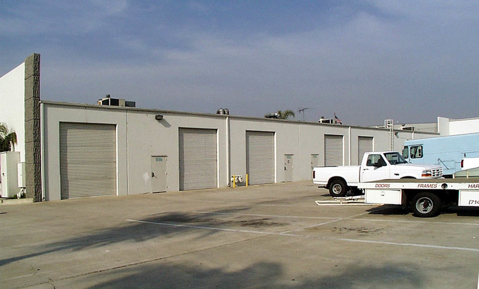 More Photos Of 1008-1028 N Tustin Ave, Anaheim Unknown For Lease