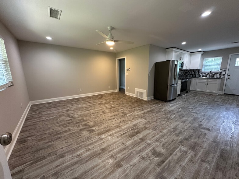 More Photos Of 2331 Peachwood Cir NE, Atlanta Apartments For Sale