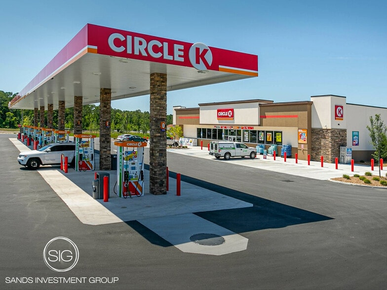 Primary Photo Of 3219 Lomas Del Sur Boulevard, Laredo Convenience Store For Sale