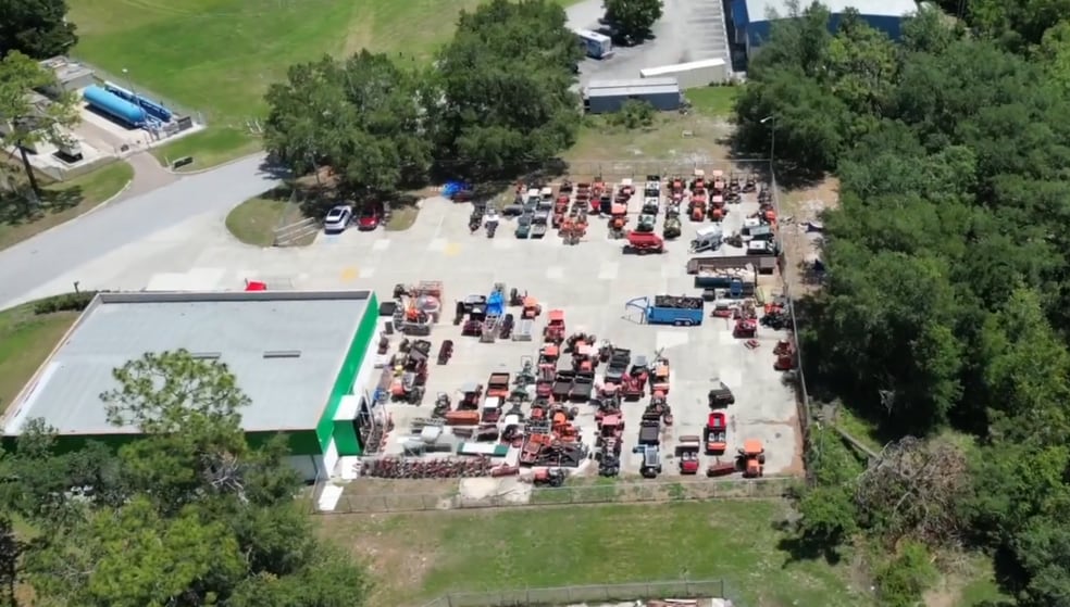 Primary Photo Of 30470 Commerce Dr, San Antonio Warehouse For Lease