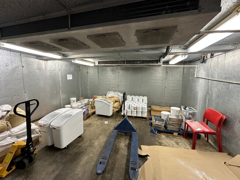 More Photos Of 1701 1st St, San Fernando Food Processing For Lease