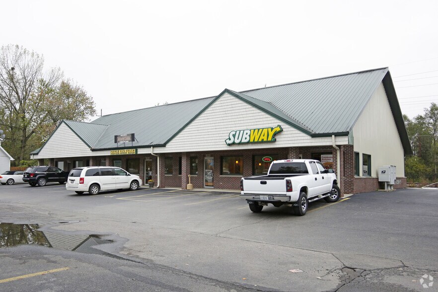 More Photos Of 290-298 S Front St, Braidwood Freestanding For Lease