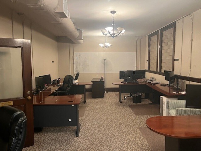 More Photos Of 414 Bank NE st, Decatur Office Residential For Sale
