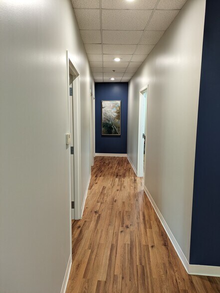More Photos Of 141 Providence Rd, Chapel Hill Office Residential For Lease