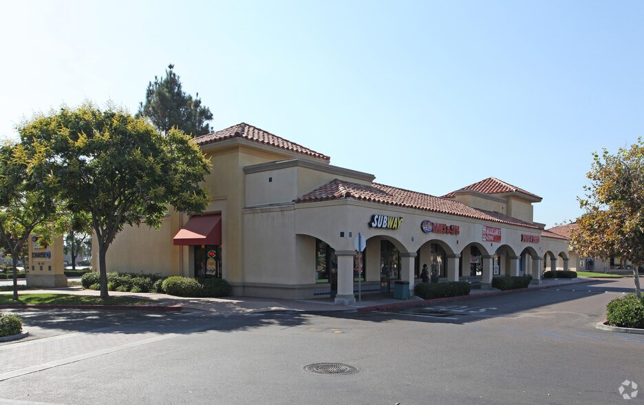 More Photos Of 50 Town Center Pky, Santee General Retail For Lease