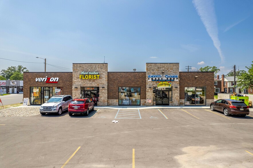 More Photos Of 12730 W 7 Mile Rd, Detroit Freestanding For Sale
