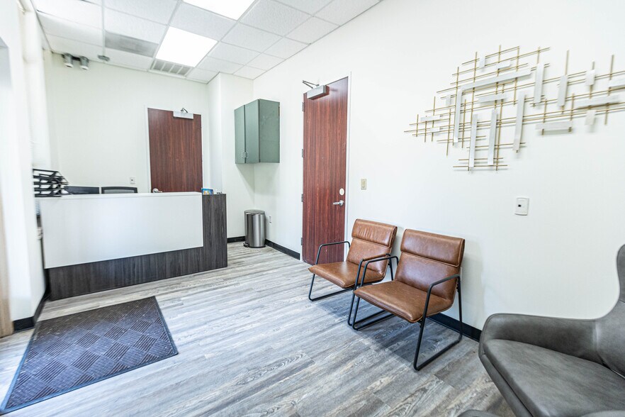 More Photos Of 3320 Lavon Dr, Garland Bank For Lease