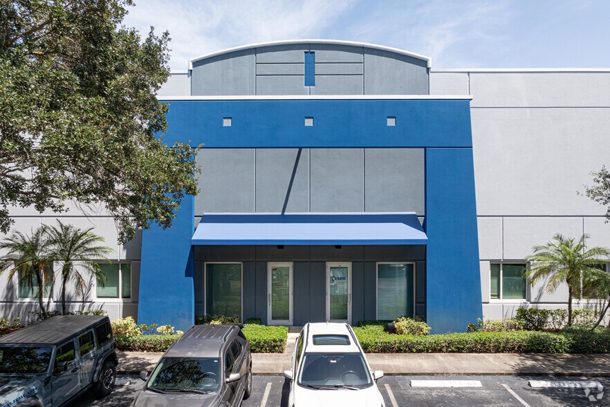 More Photos Of 15751 SW 41st St, Davie Warehouse For Lease