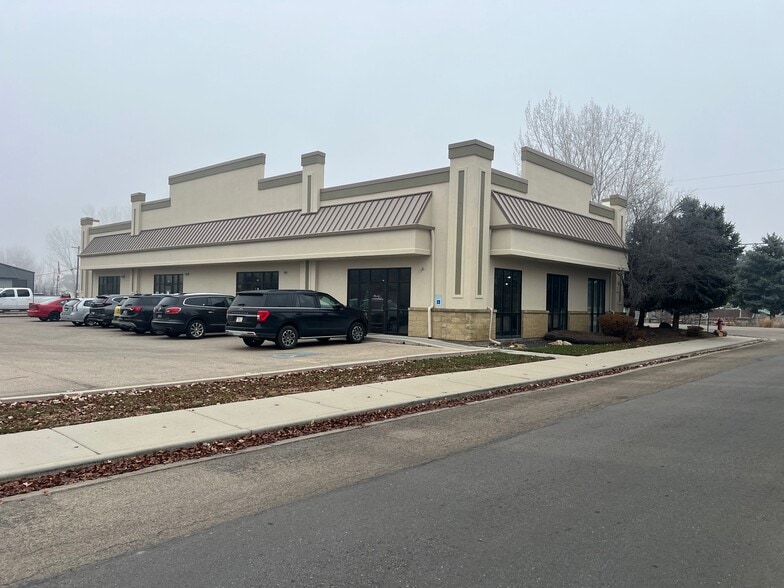 More Photos Of 11200 W Hercules St, Star Storefront Retail Office For Lease