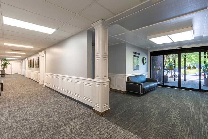 More Photos Of 87 Scripps Dr, Sacramento Office For Sale