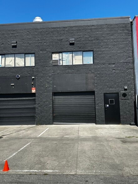 More Photos Of 8740 Beckwith Rd, Richmond Industrial For Lease