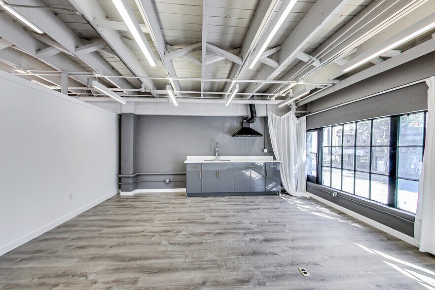 More Photos Of 960 Folsom St, San Francisco Storefront Retail Office For Lease