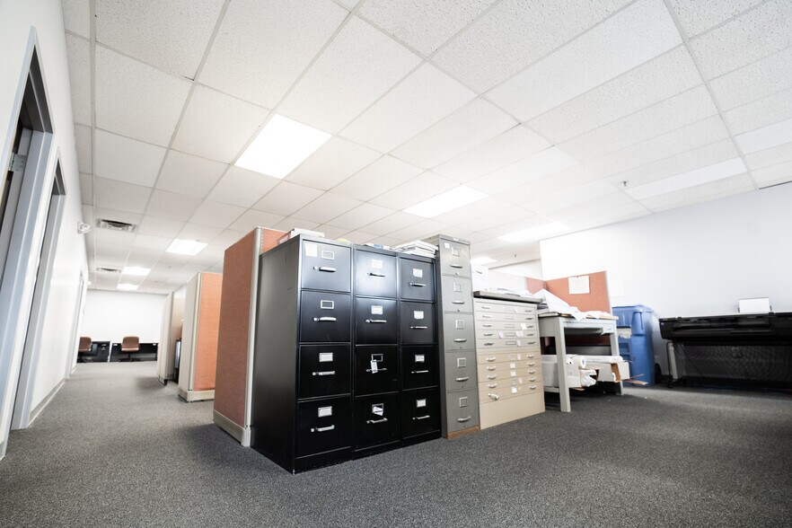 More Photos Of 60 Brooks Dr, Braintree Light Manufacturing For Lease