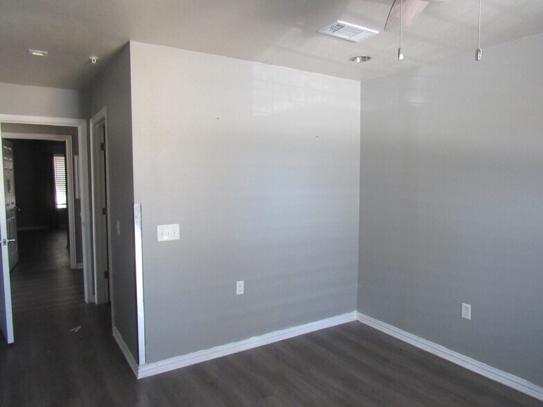 More Photos Of 4318 W Crawford St, Denison Assisted Living For Sale