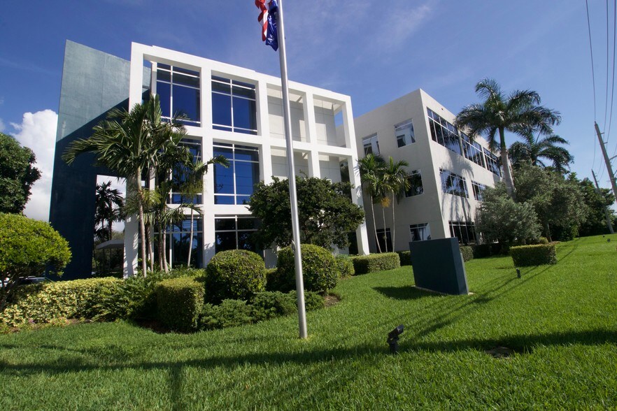 More Photos Of 1615 S Federal Hwy, Boca Raton Office For Lease