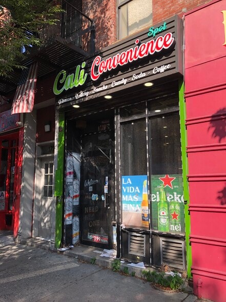 More Photos Of 172 5th Ave, Brooklyn Storefront Retail Residential For Lease
