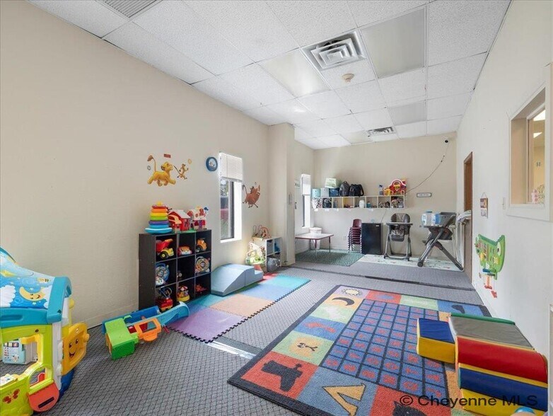 More Photos Of 5801 Osage Ave, Cheyenne General Retail For Sale