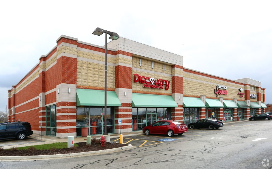 More Photos Of 1427-1485 Lee St, Des Plaines Unknown For Lease