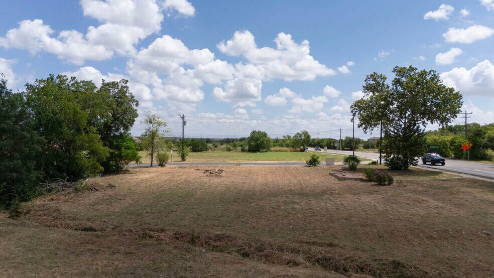 More Photos Of 101 E South St, Leander Land For Sale