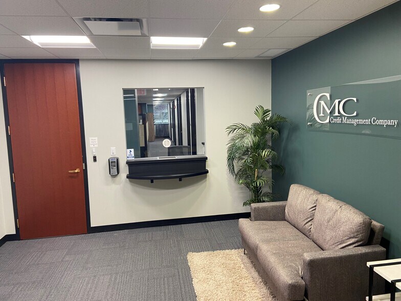 More Photos Of 661 Andersen Dr, Pittsburgh Office For Lease