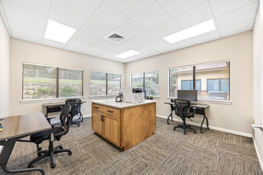 More Photos Of , San Antonio Office For Sale