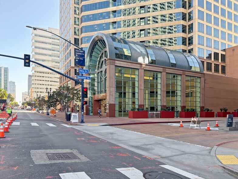More Photos Of 501 W Broadway, San Diego Coworking Space