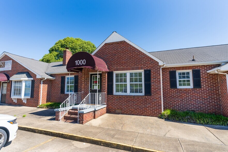 Primary Photo Of 998-1002 S New Hope Rd, Gastonia General Retail For Lease