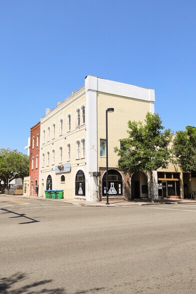 More Photos Of 22 W University Ave, Gainesville Storefront Retail Office For Sale