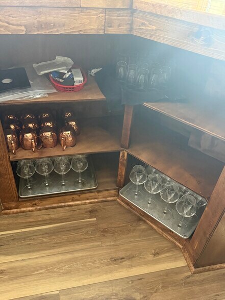 More Photos Of 1640 W US-2, Crystal Falls Restaurant For Sale