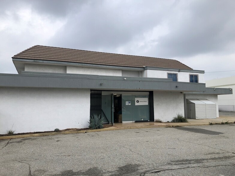 More Photos Of 2350 W Valley Blvd, Alhambra Loft Creative Space For Lease