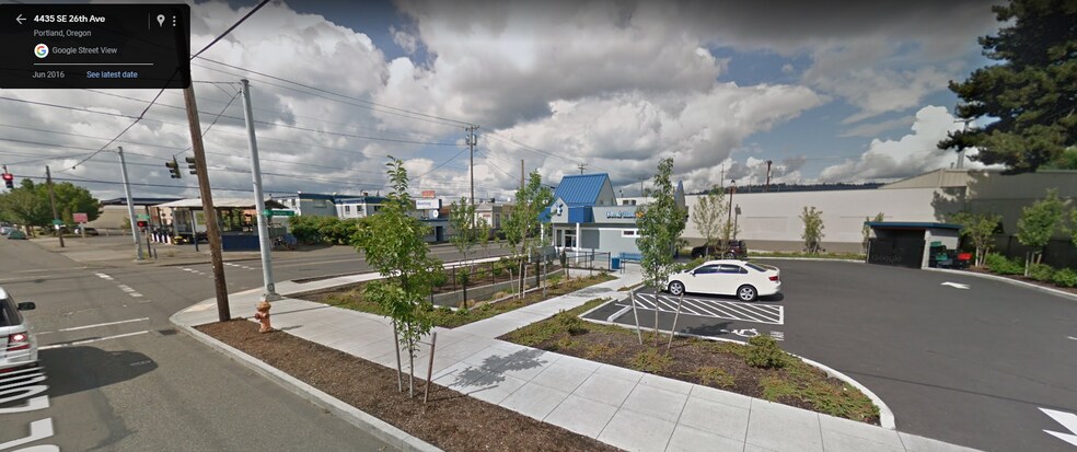More Photos Of 4455 26th ave, Portland General Retail For Sale