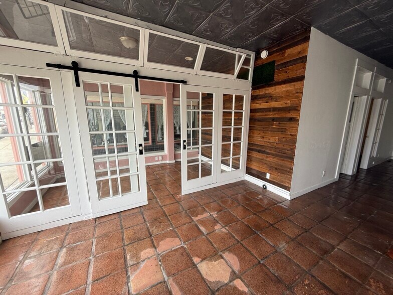 More Photos Of 3226-3232 E Broadway, Long Beach Apartments For Lease