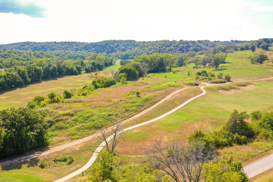 More Photos Of 1211 Cox Ford Rd, Crane Specialty For Sale