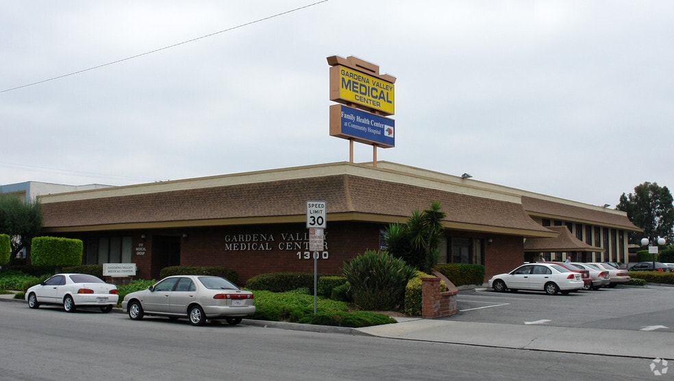 More Photos Of 1300 W 155th St, Gardena Medical For Lease