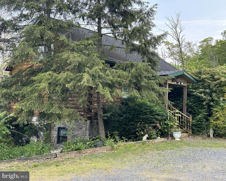 More Photos Of 383 Ben Franklin Hwy W, Douglassville Warehouse For Sale