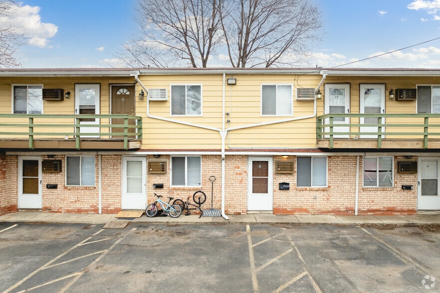 More Photos Of 5311 N Detroit Ave, Toledo Apartments For Sale