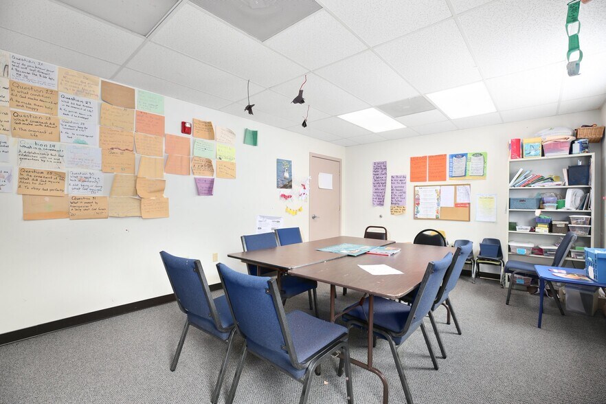 More Photos Of 9304 Onyx Ct, Fredericksburg Warehouse For Sale