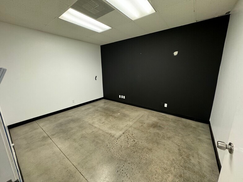 More Photos Of 7055-7103 Marcelle St, Paramount Manufacturing For Lease