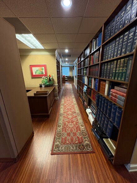 More Photos Of 707 N Franklin St, Tampa Office For Lease