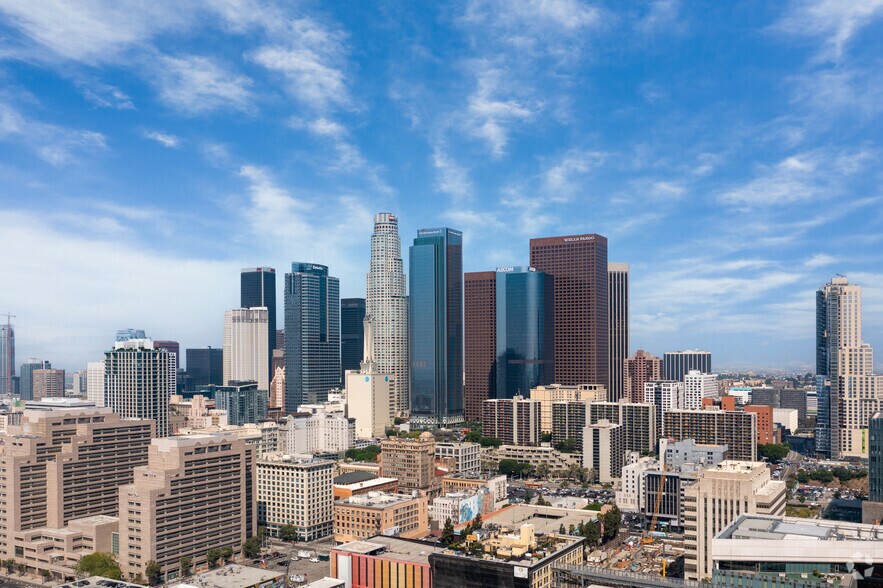 More Photos Of 300 S Grand Ave, Los Angeles Office For Lease