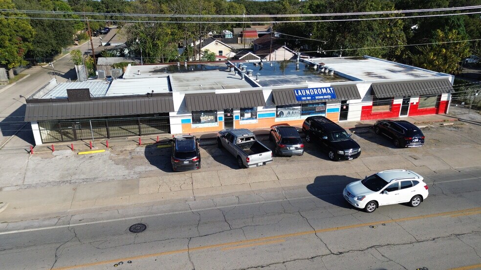 More Photos Of 1006-1012 N Sylvania Ave, Fort Worth Storefront For Lease