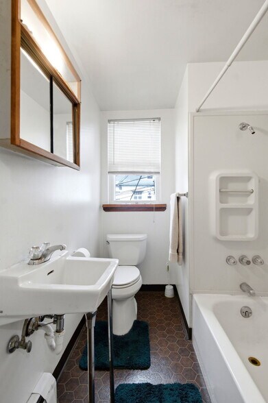 More Photos Of 366 Goundry St, North Tonawanda Multifamily For Sale