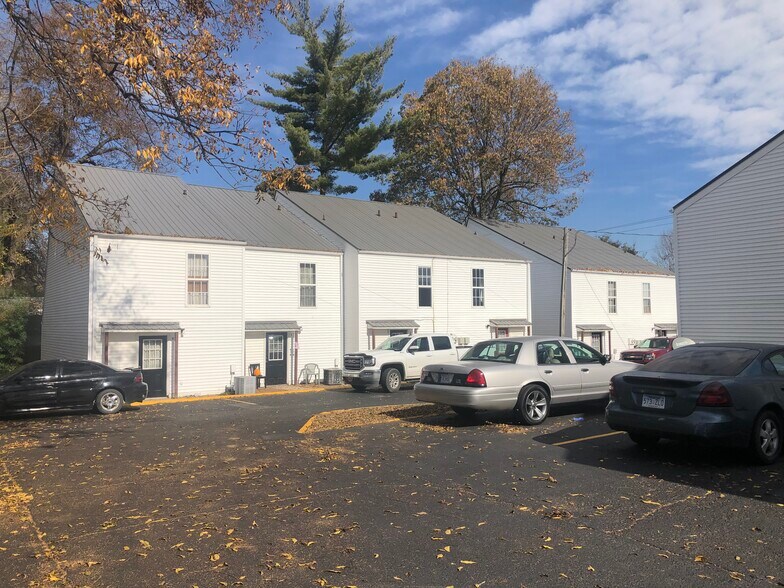 Primary Photo Of 701 W Court St, Paragould Apartments For Sale