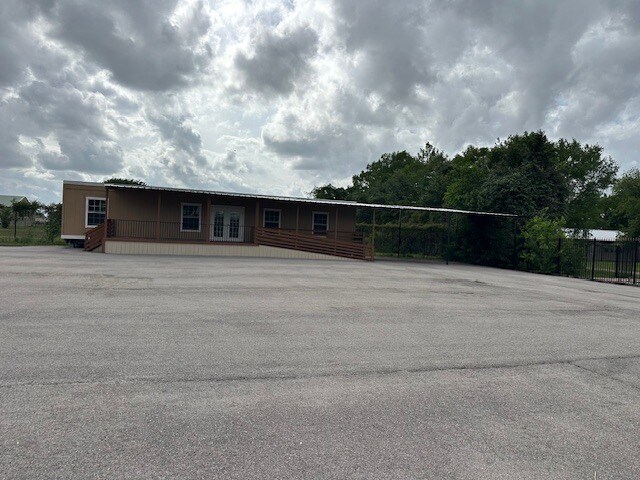 More Photos Of 11800 South Gessner Road, Houston Land For Sale