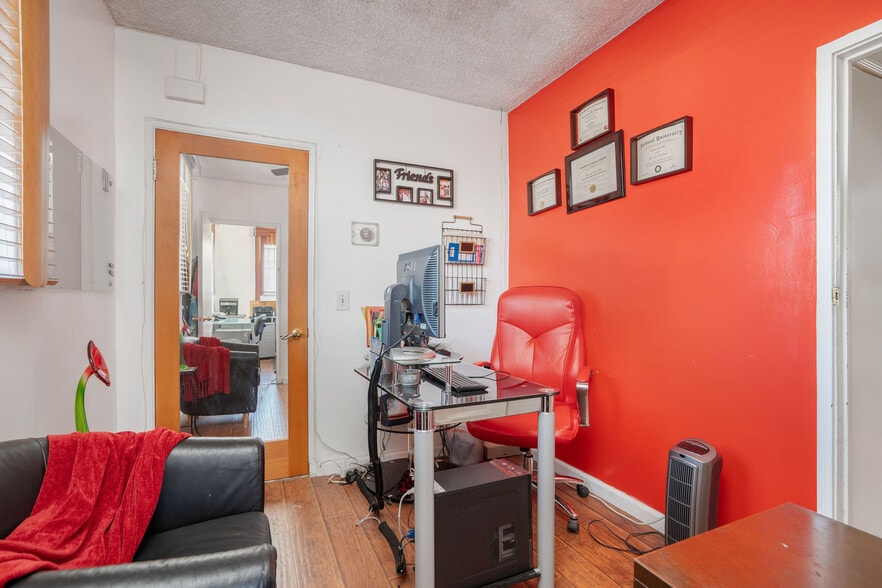 More Photos Of 8461 S San Pedro St, Los Angeles Religious Facility For Sale