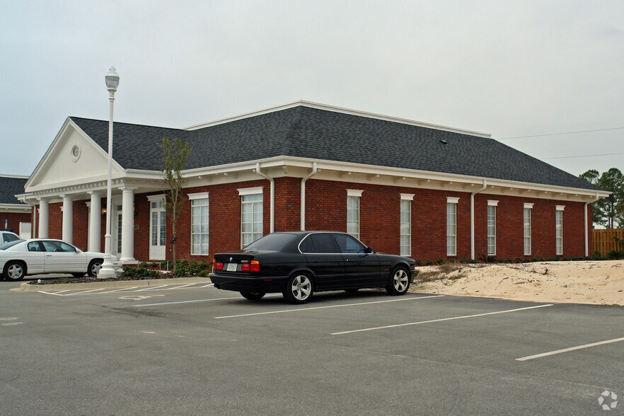 More Photos Of 2053 Fountain Professional Ct, Navarre Medical For Sale