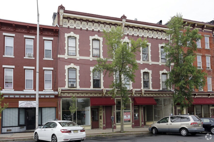 More Photos Of , Plainfield Unknown For Sale