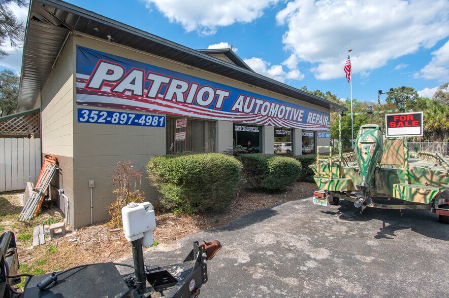 More Photos Of 982 E Hartshorn Ln, Holder Auto Repair For Sale